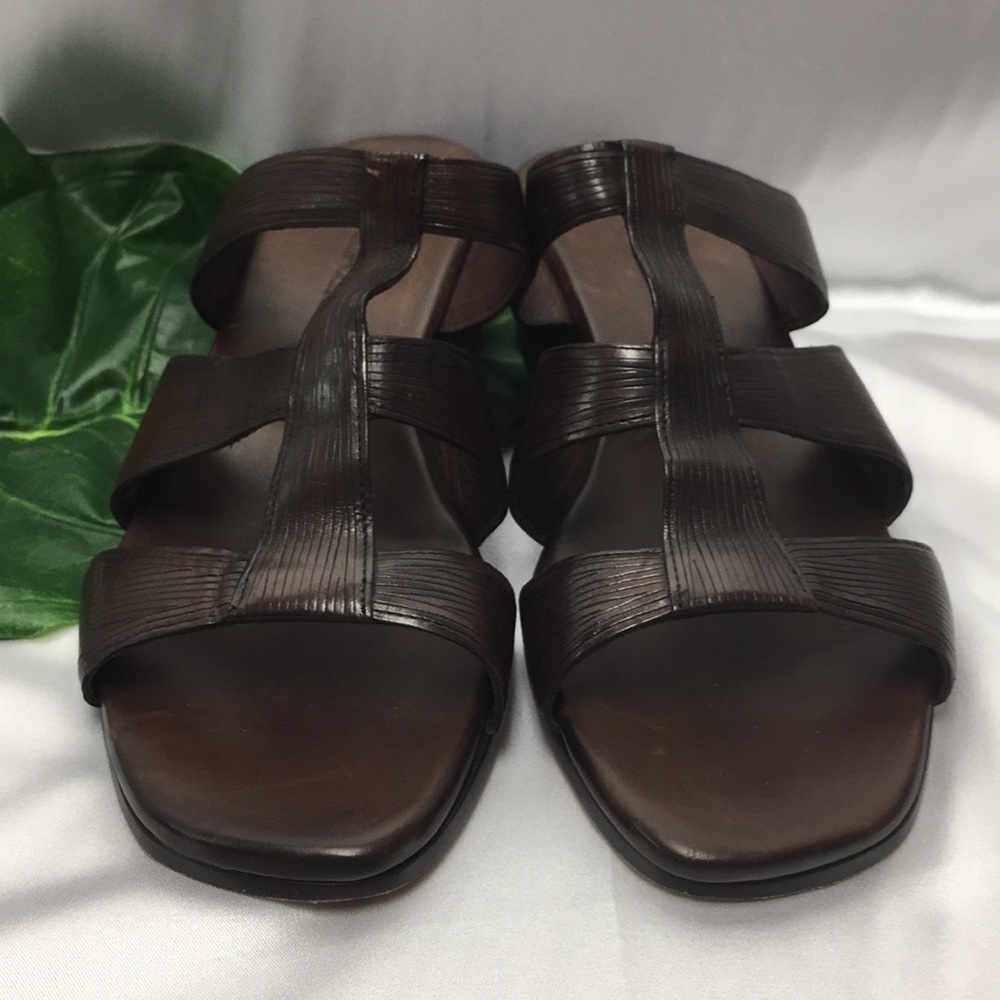 LADIES COLE HAAN SHOES